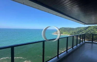 Lindo apartamento reformado, com linda vista para o mar, lazer completo no prédio