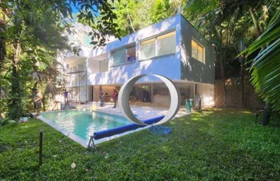 Casa com 6 dormitórios à venda, 350 m² por r$ 18.000.000,00 - praia de são pedro - guarujá/sp