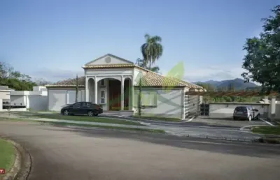 Casa de altíssimo padrão em atibaia condomínio fechado