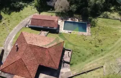 Sítio encantador à venda em piracaia - perímetro urbano