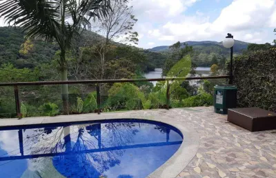 Linda casa em condomínio fechado – clube da montanha, atibaia