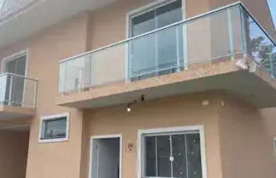 Casa com 5 quartos, 185m², à venda em curitiba, novo mundo