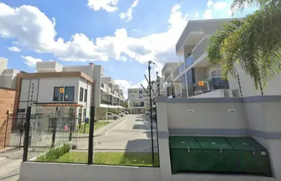 Sobrado à venda em curitiba, uberaba, com 3 quartos, 129m²
