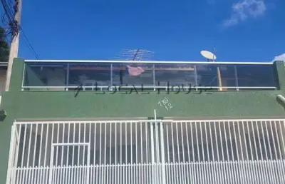 Sobrado à venda em curitiba, pinheirinho, com 3 quartos, 84m²