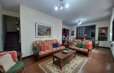 Casa 3 quartos em condomínio com piscina e lazer, alto, teresópolis, rj