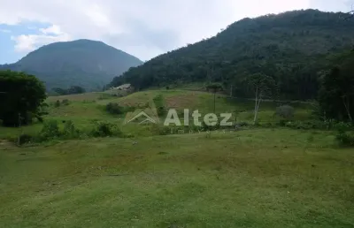 Sítio 3 suítes, bela vista, cachoeira, rio, lago, 1.394.000m2, serrinha, teresópolis, rj
