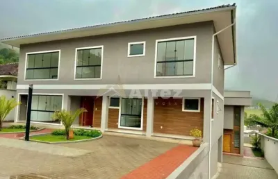 Casa em condomínio fechado com 3 quartos à venda no alto, teresópolis  por r$ 899.990