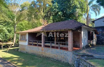 Casa 3 quartos, 3795 m2, linda cachoeira, monte oliveti, guapimirim, rj