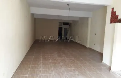 Salão com 96m², próximo ao trimais lauzane, com piso frio, 2 banheiros, copa cozinha.