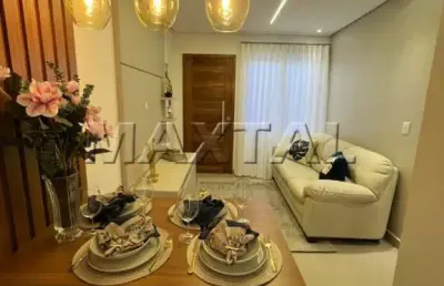 Apartamento 2 dormitórios,  1 banheiro, 1 sala, 1 vaga e quintal  37m², no bairro chora menino
