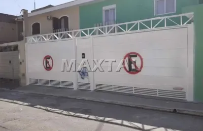 Casa  na região do jaçanã com 3 dormitórios sendo 1 suite  e 4 vagas  e 3 banheiros