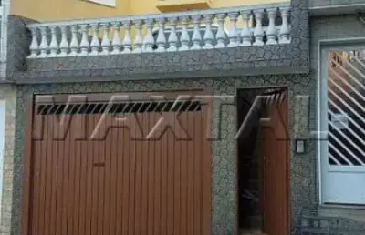 Sobrado residencial na região da vila mazzei com 3 dormitórios, 3 banheiros e 4 vagas.
