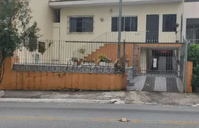 Casa na zona norte, bairro santa terezinha, 3 dormitórios, 5 vagas com 250m²