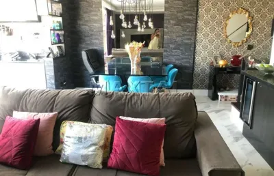 Apartamento à venda de 90m², com 2 dormitórios, 1 suíte e 2 vagas, na santa teresinha.