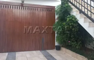 Vende-se sobrado jardim frança, 3 dormitórios, 1 suíte , sacada, 5 vagas e edícula.