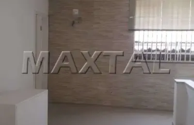 Sobreloja comercial na conselheiro saraiva,  santana com  5 salas amplas , 2 banheiros e cozinha.