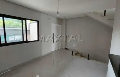 Sobrado com 362m², 4 dormitórios, 1suíte, 6 vagas, próximo a paródia pedro apóstolo.