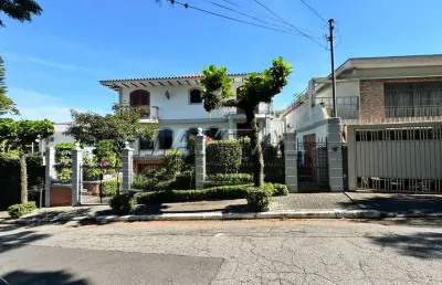 Casa toda mobiliada com piscina para locação no jardim frança, com 04 dormitórios e 5 vagas.