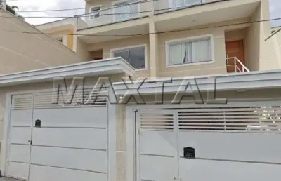 Sobrado à venda 3 dormitórios, sendo 1 suíte, 1 sala, 2 banheiros e 3 vagas, no tremembé.