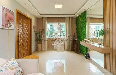 Sobrado com 180m², 3 dormitórios, 4 banheiros, 4 vagas, mobiliada próximo ao assai mazzei atacadista