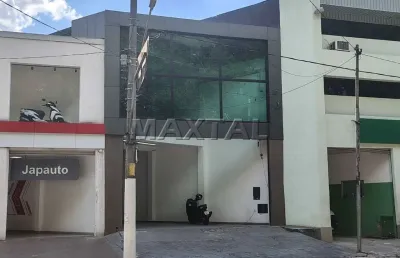 Loja com 600m², para locação na braz leme, com dois andares e 2 banheiros.