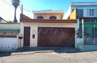 Casa de 192m²,  com 3 dormitórios , 1 sala com 2 ambientes e 3 vagas de garagem, na vila medeiros.