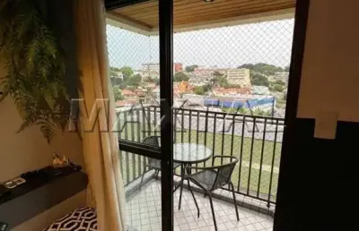 Apartamento na casa verde com 3 dormitórios, sendo 1 suíte com armários embutidos.