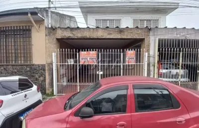 Sobrado à venda em rua fechada, com  2 quartos, 2  banheiros e 2 vagas cobertas. c/ 120m² santana.
