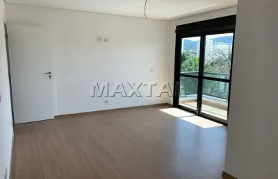 Casa no tremembé, com 400m². 4 quartos, 4 suítes, 2 lavabo, 6 vagas e piscina.