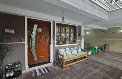 Casa à venda com 213m², 3 quartos, 1 suíte, 4 banheiros e 3 vagas. próximo a avenida brás leme.