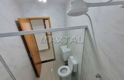 Apartamento todo reformado para locação na luz, com 2 quartos, sala cozinha banheiro e lavanderia.
