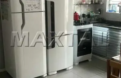 Casa na região do canindé com 230m², com 5 dormitórios, 2 banheiros e 2 vagas.