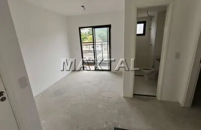Apartamento na parada inglesa com 2 dormitórios, 1 banheiro, sem vaga, 49m², próximo ao metrô.