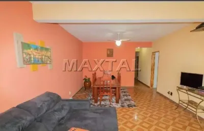 Sobrado à venda com 6 dormitórios, 3 salas e 8 banheiros, na santa teresinha.