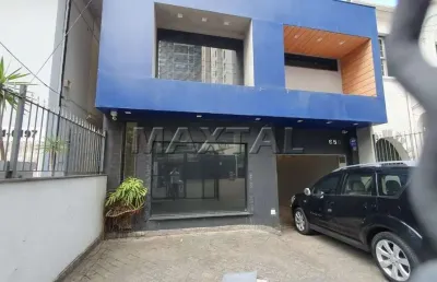 Loja comercial para locação de 220m², com 7 salas e 5 banheiros, em perdizes.
