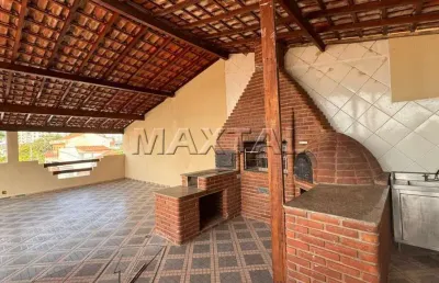 Sobrado próximo à av. braz leme de 250 m², com 3 dormitórios, sendo 2 suítes com closed e 3 vagas.