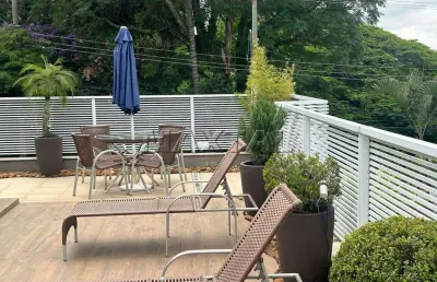 Casa à venda de 350m², com 4 dormitórios, sendo 3 suítes e 3 vagas de garagem, no jardim são bento.