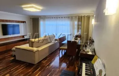 Sobrado à venda de 200 m², com  3 suítes e 4 vagas de garagem, na parada inglesa.