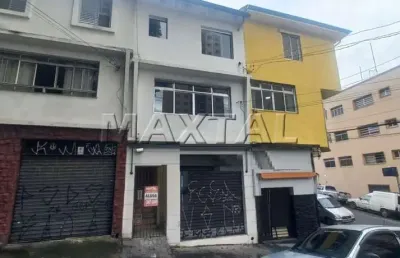 Casa comercial com 130m², 6 salas, 4 banheiros, sem vaga na região de santana.