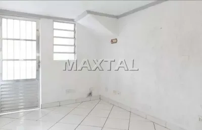Sobrado à venda de 68m², com 2 dormitórios e 1 vaga, no bairro da vila constância.