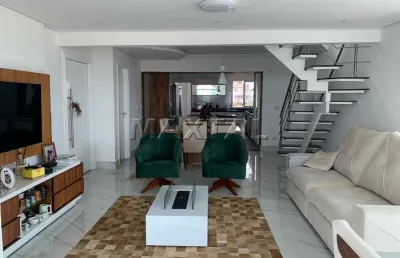 Cobertura a venda,230m², 4 dormitórios, 3 suítes, sala, cozinha e 5 vagas