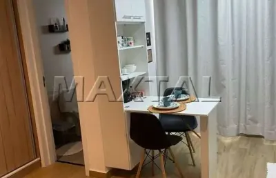 Studio mobiliado para locação em santana, de 30m²  1 suíte e cozinha americana.