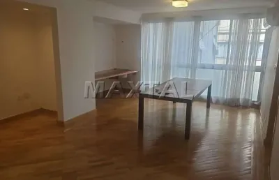 Apartamento para locação com 2 quartos, 2 banheiros e 2 vagas, na consolação.