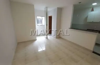 Apartamento com 36m², 1 dormitório, sala, cozinha, banheiro com box e área de serviço.