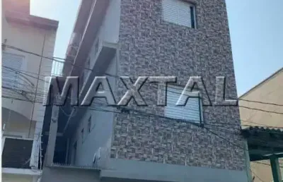 Prédio residencial no mandaqui com 9 unidades de apartamento e uma loja de rua.