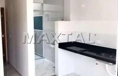 Apartamento à venda no parque vitória com 2 quartos, 1 vaga e amplo quintal.
