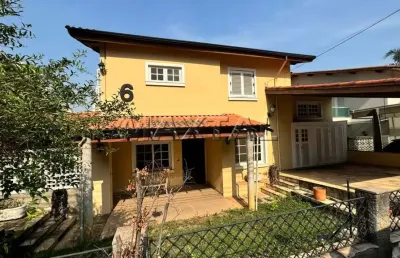 Casa em condomínio fechado para locação em santana, com 3 dormitórios, sendo 2 suítes e 5 vagas.