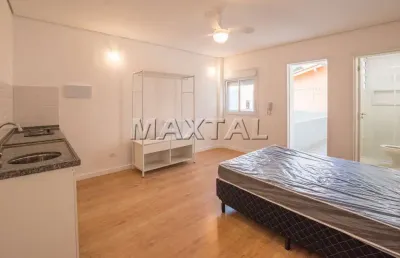 Apartamento para locação de 21 m², com 01 dormitório, localizado no bairro aclimação.