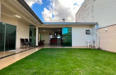 Casa com 1 suíte master + 2 quartos + 1 escritório à venda, 218 m² por r$ 950.000 - jardim imperial - maringá/pr