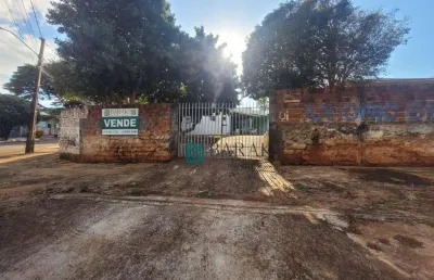 Terreno comercial à venda na Travessa Spartaco Bambi, Zona 08, Maringá